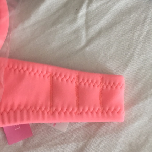 Victoria’s Secret Bikini Top - Picture 5 of 7